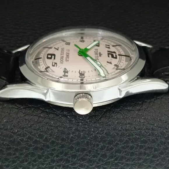 Vintage 1975 Fortis Manual Mens Silver Watch W/Leather Strap & Green accents - Picture 5 of 9